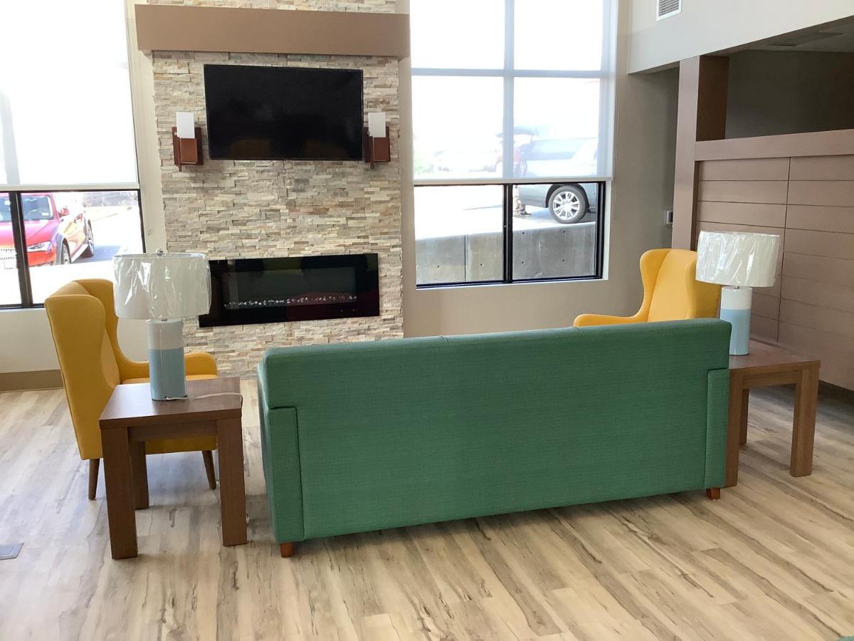 Comfort Suites Colorado Springs East - Medical Center Area Kültér fotó