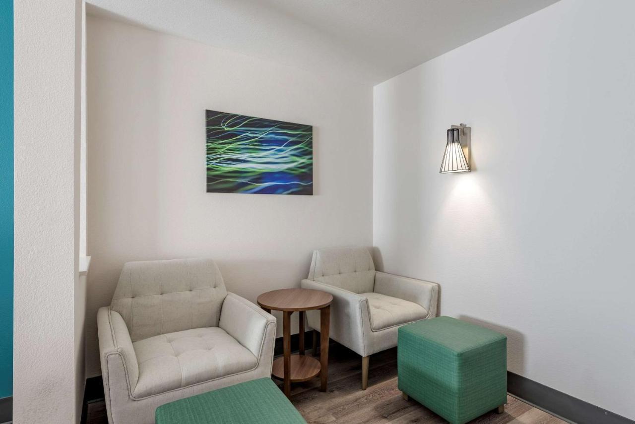 Comfort Suites Colorado Springs East - Medical Center Area Kültér fotó