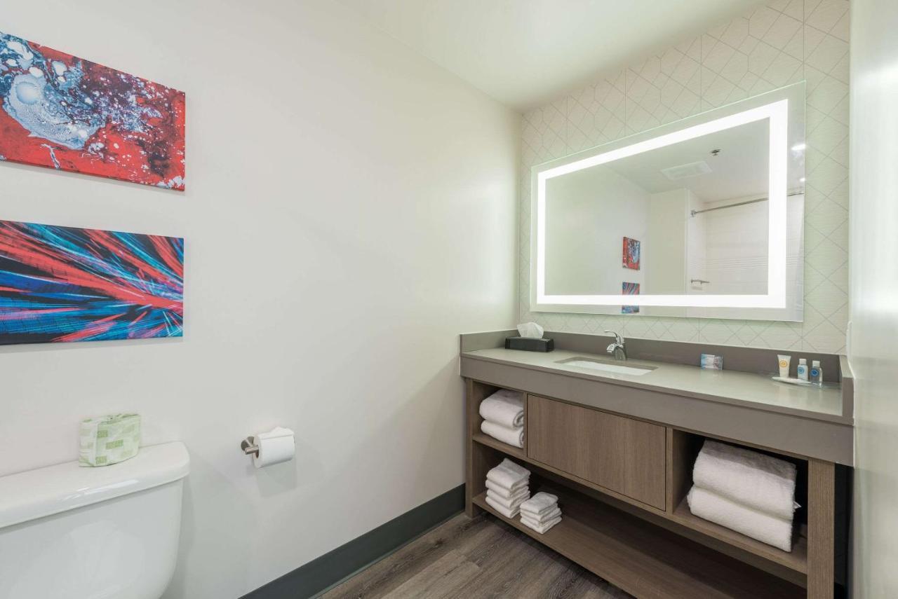 Comfort Suites Colorado Springs East - Medical Center Area Kültér fotó