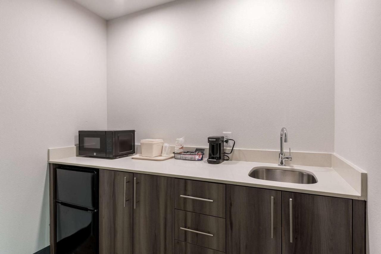 Comfort Suites Colorado Springs East - Medical Center Area Kültér fotó