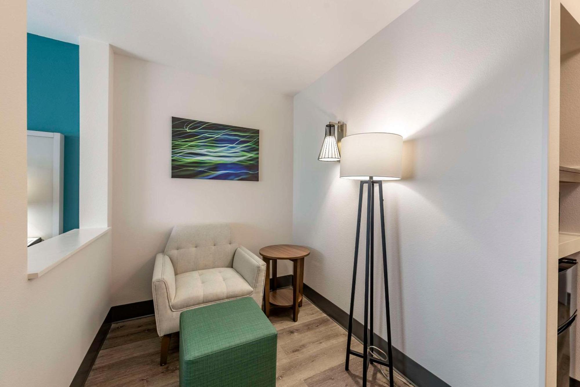 Comfort Suites Colorado Springs East - Medical Center Area Kültér fotó